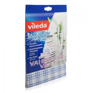 Vileda-Microfiber-Plus-Tea-Towel-for-Glass-Cleaning_Hero